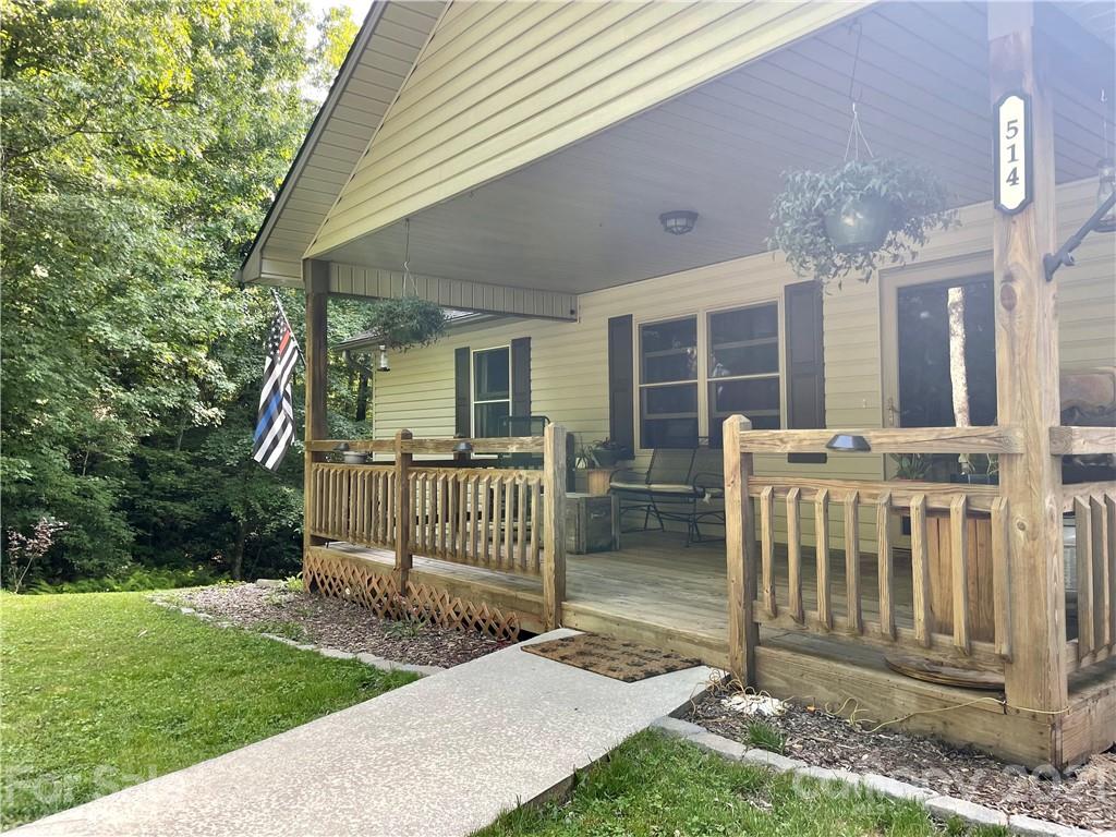 514 Uplands Road Brevard, NC 28712 - Photo 6 of 36 Gallery Image 6