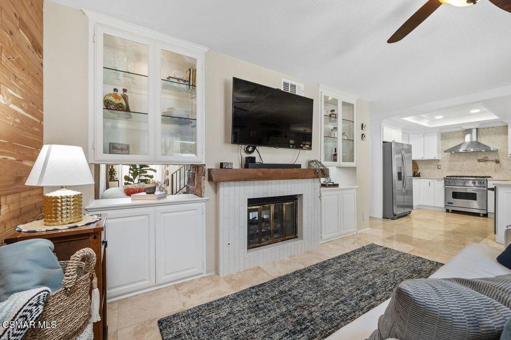 885 Congressional Road Simi Valley, CA 93065 - Photo 18 of 44