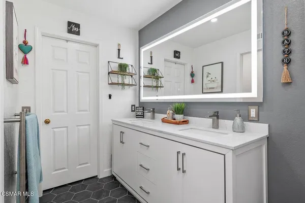 $895,000 | 885 Congressional Road, Simi Valley, CA 93065