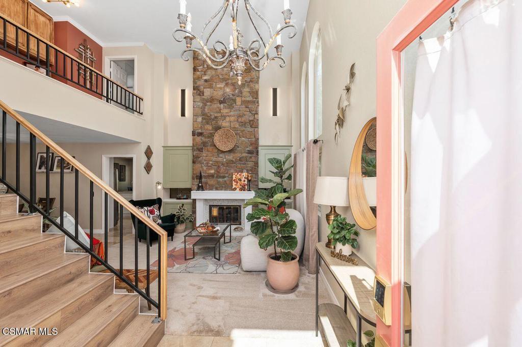 885 Congressional Road Simi Valley, CA 93065 - Photo 5 of 44