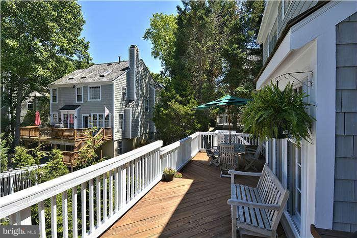 11610 Springhouse Place Reston, VA 20194 - Photo 28 of 30 Exterior (Rear)