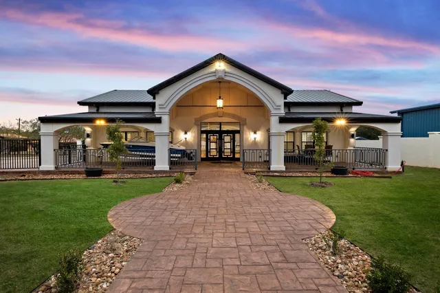 $2,499,000 | 129 Cedar Drive, Horseshoe Bay, TX 78657