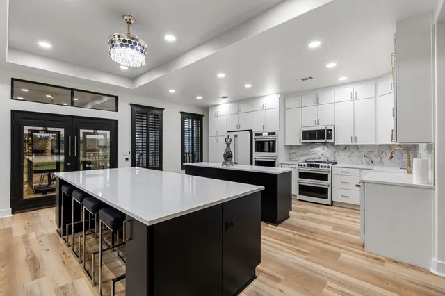 $2,499,000 | 129 Cedar Drive, Horseshoe Bay, TX 78657