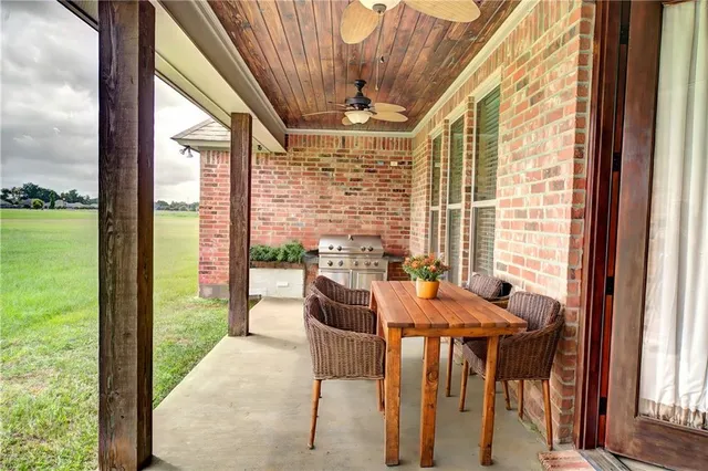 $365,000 | 277 St Gerard, Natchitoches, LA 71457