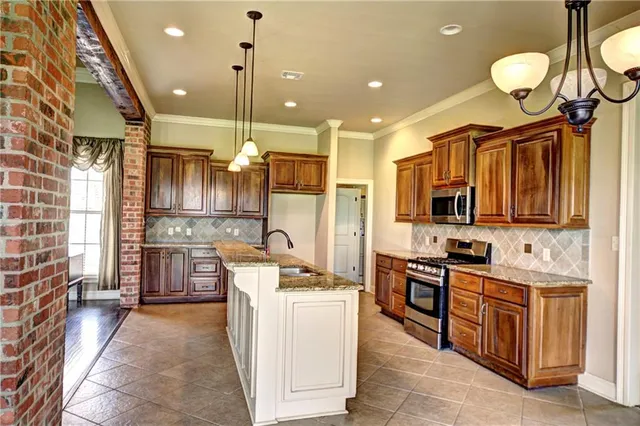 $365,000 | 277 St Gerard, Natchitoches, LA 71457