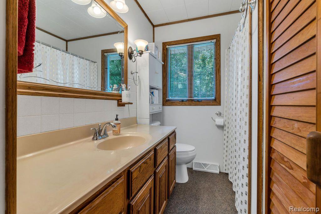 6169 Jade Road Bridgeport, MI 48722 - Photo 20 of 31