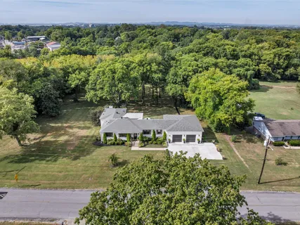 $995,000 | 2805 Lincoya Drive, Nashville, TN 37214