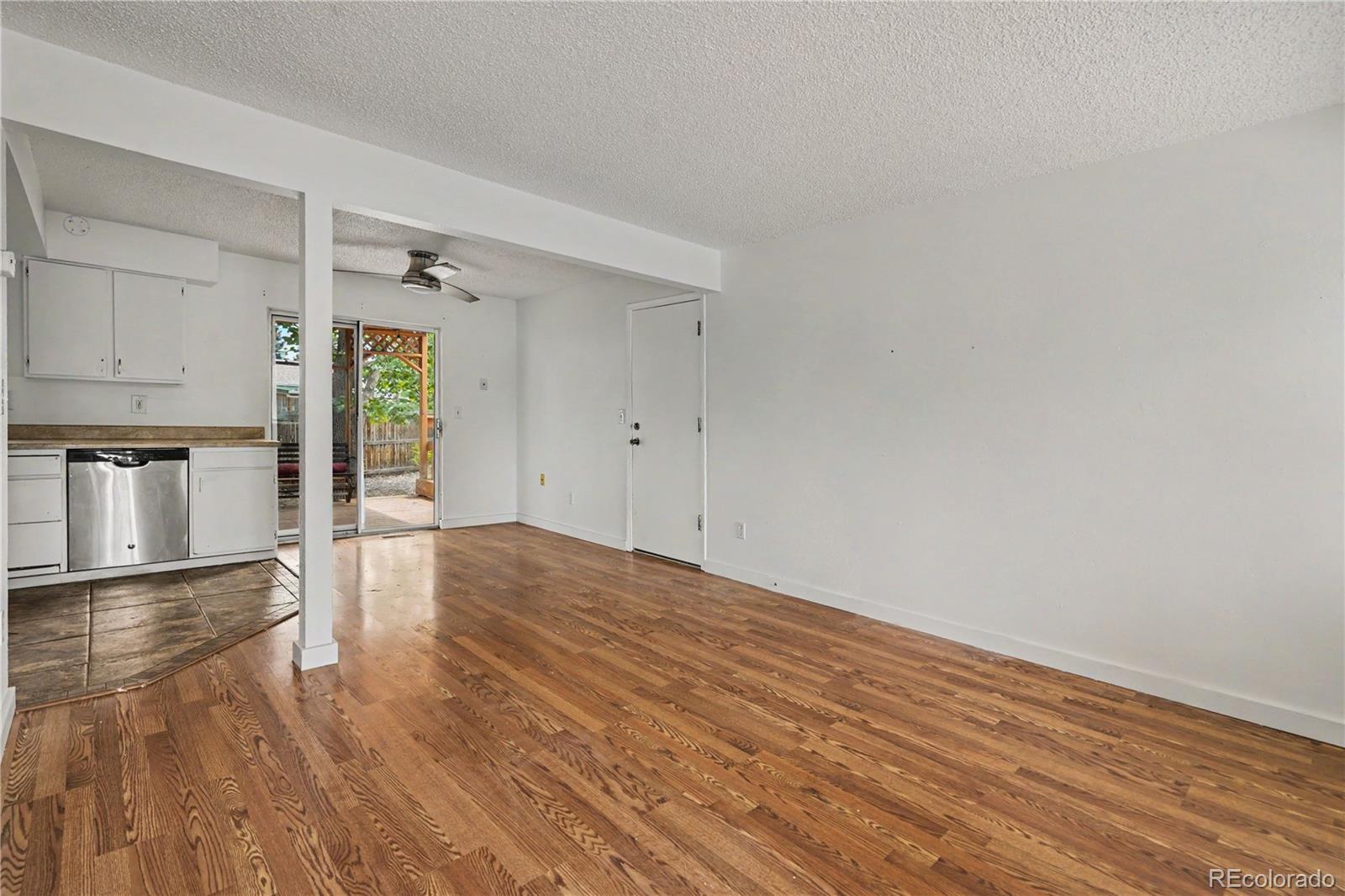 4922 South Rifle Court Aurora, CO 80015 - Photo 12 of 22