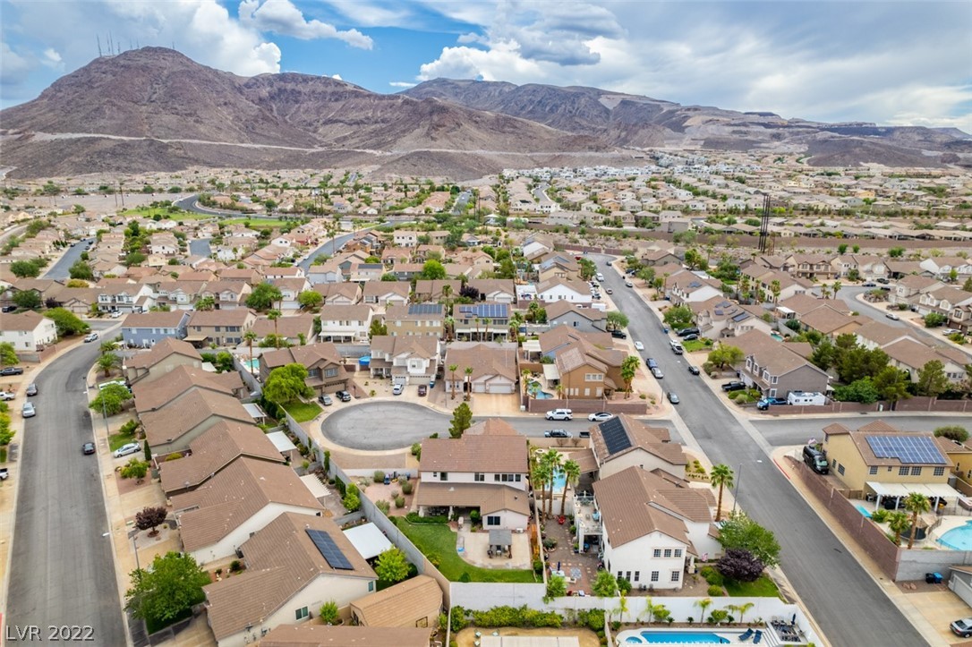 834 Entrada Ridge Avenue Henderson, NV 89012 - Photo 4 of 53 Gallery Image 4
