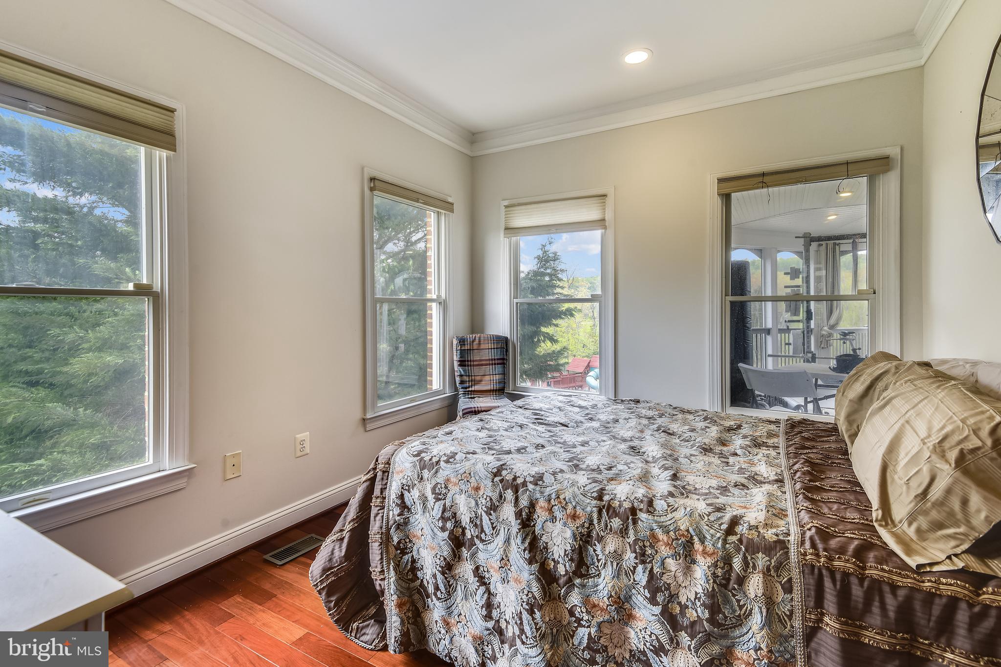 20179 Gleedsville Road Leesburg, VA 20175 - Photo 13 of 78 Main level bedroom