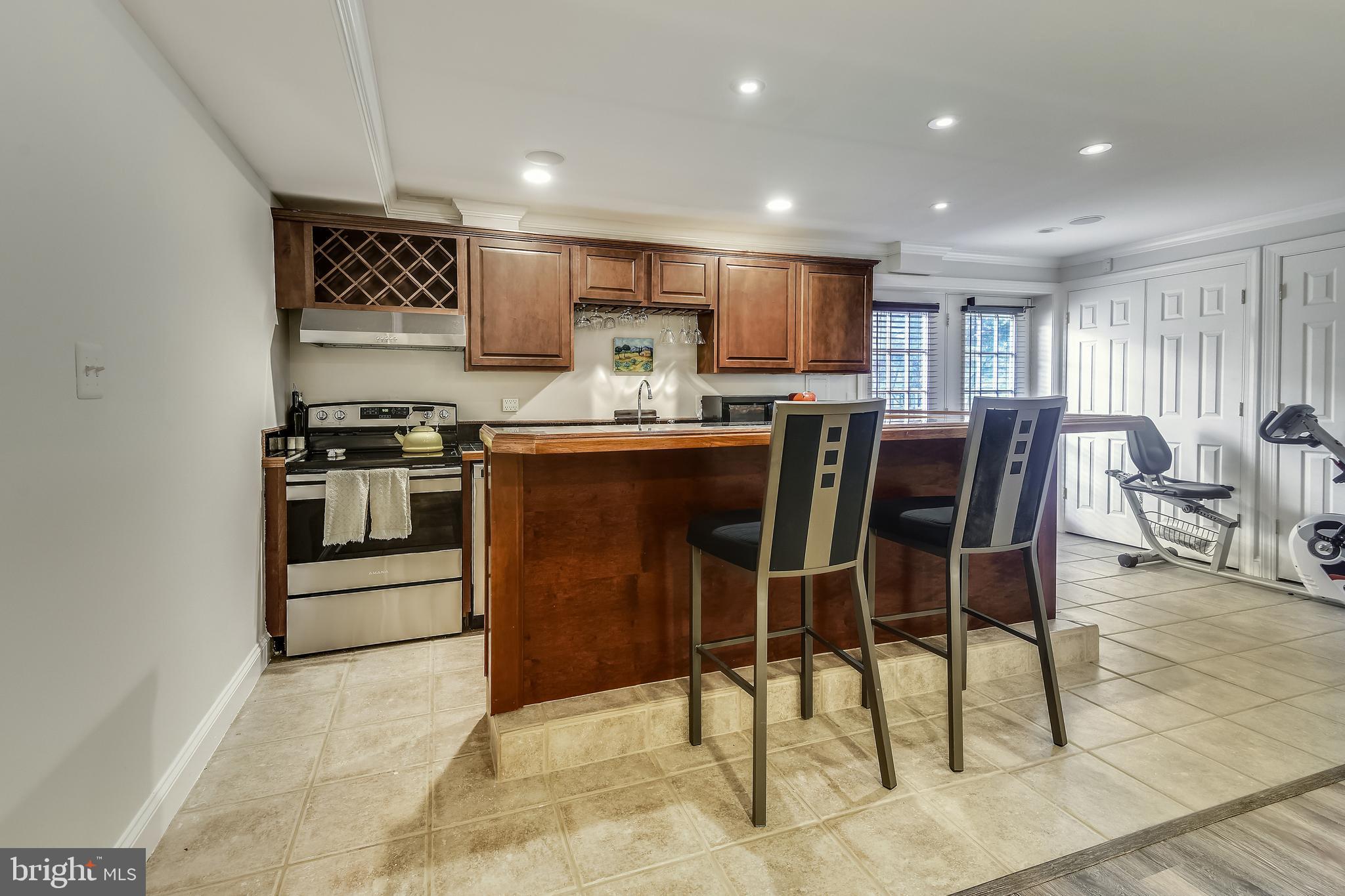 20179 Gleedsville Road Leesburg, VA 20175 - Photo 27 of 78 Lower level bar/kitchenette