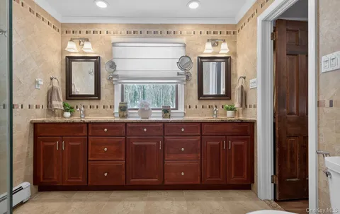 $2,899,999 | 15 Tiber Road, Syosset, NY 11791