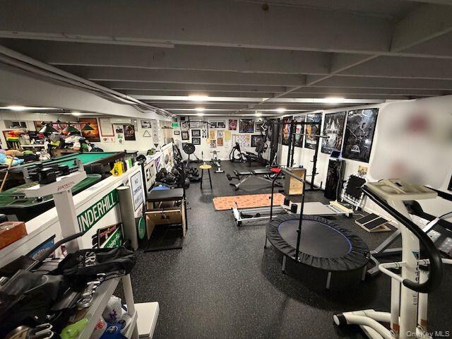 15 Tiber Road Syosset, NY 11791 - Photo 31 of 50