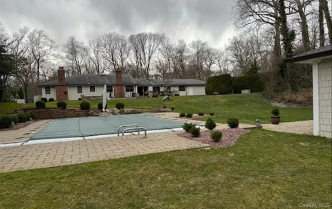 $2,899,999 | 15 Tiber Road, Syosset, NY 11791