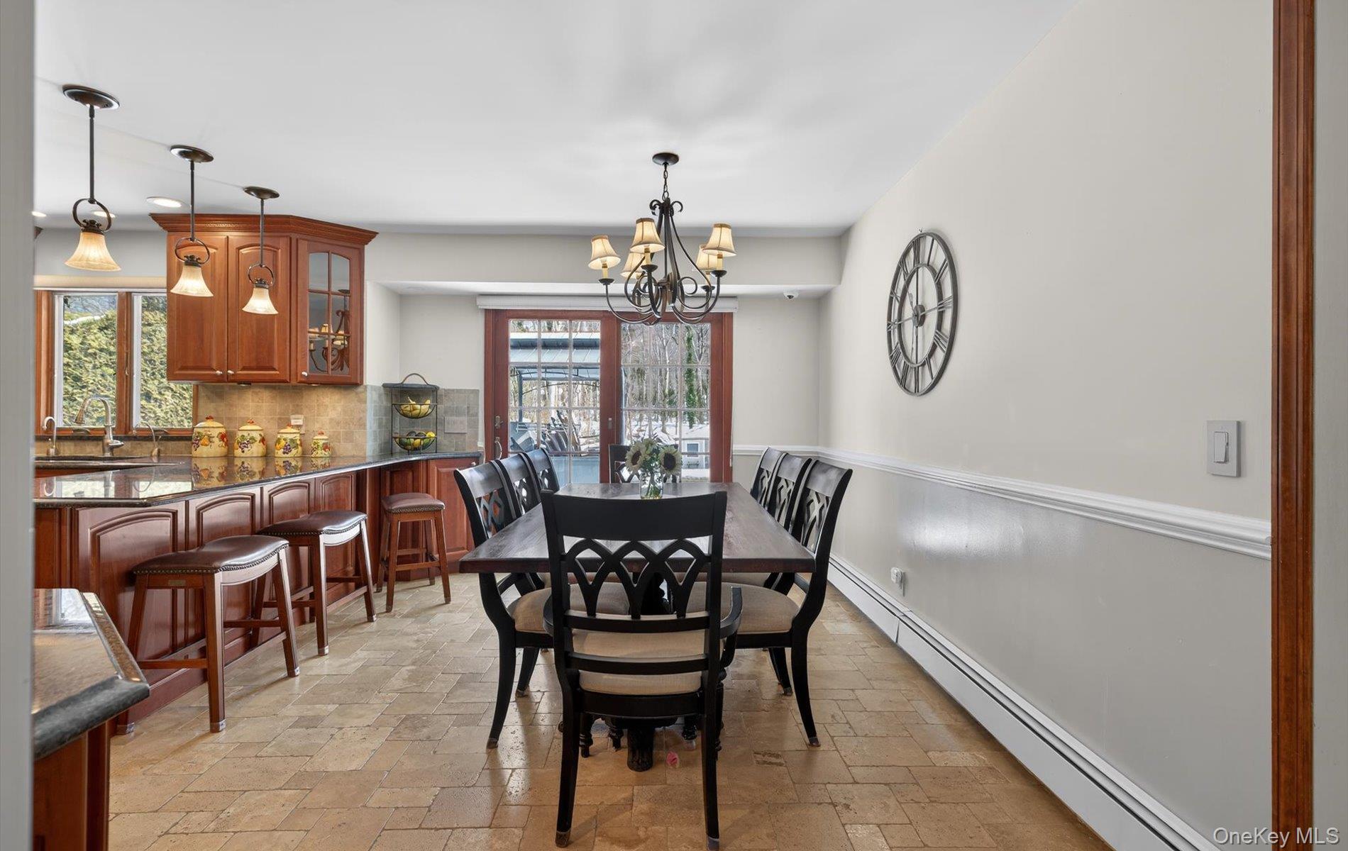 15 Tiber Road Syosset, NY 11791 - Photo 10 of 50