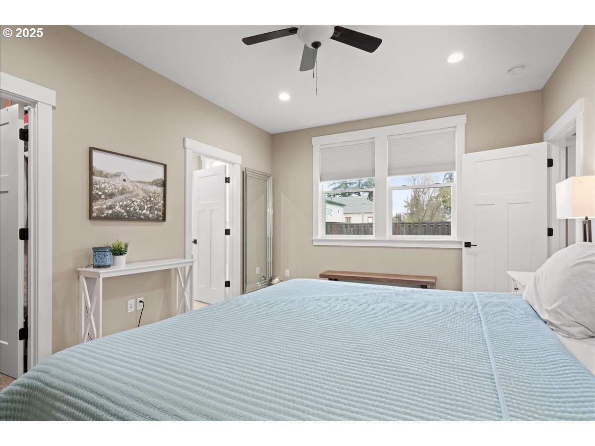 2975 D Street Hubbard, OR 97032 - Photo 14 of 33 Gallery Image 14