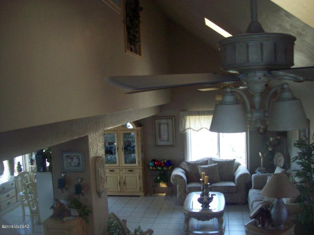84 Paraiso Court Rio Rico, AZ 85648 - Photo 8 of 18 Gallery Image 8
