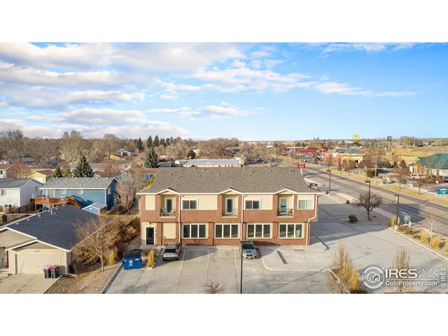 a picture of city view