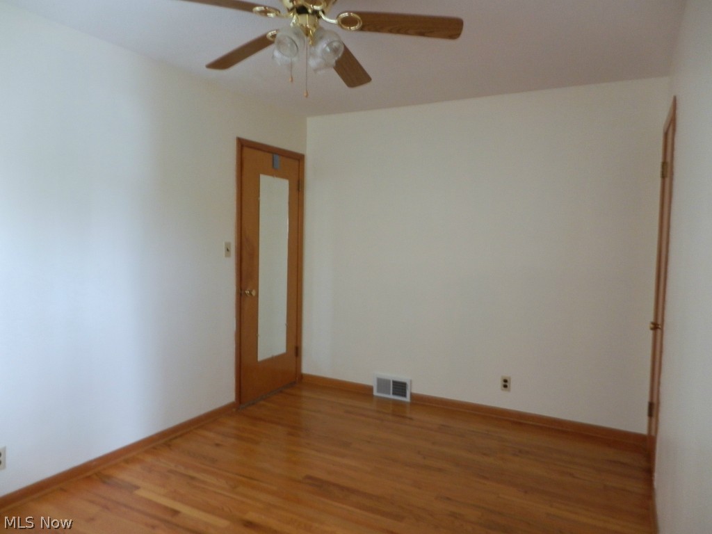 734 Dickerson Road Willowick, OH 44095 - Photo 10 of 16