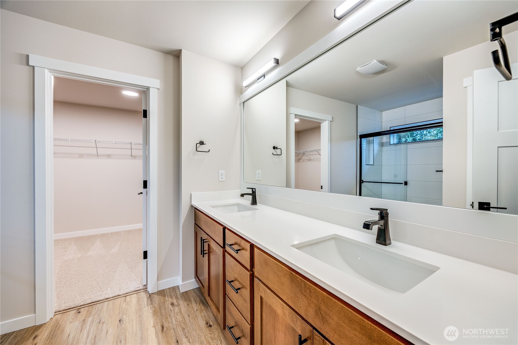 5044 Northwest Cedarside Loop Silverdale, WA 98383 - Photo 18 of 35