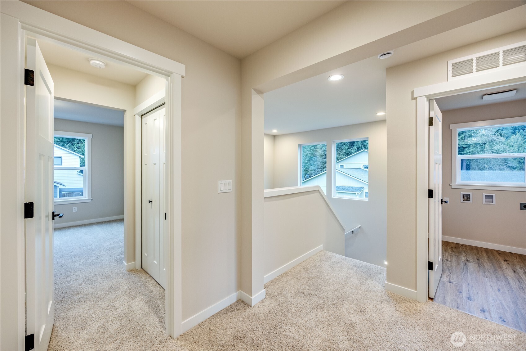 5044 Northwest Cedarside Loop Silverdale, WA 98383 - Photo 27 of 35