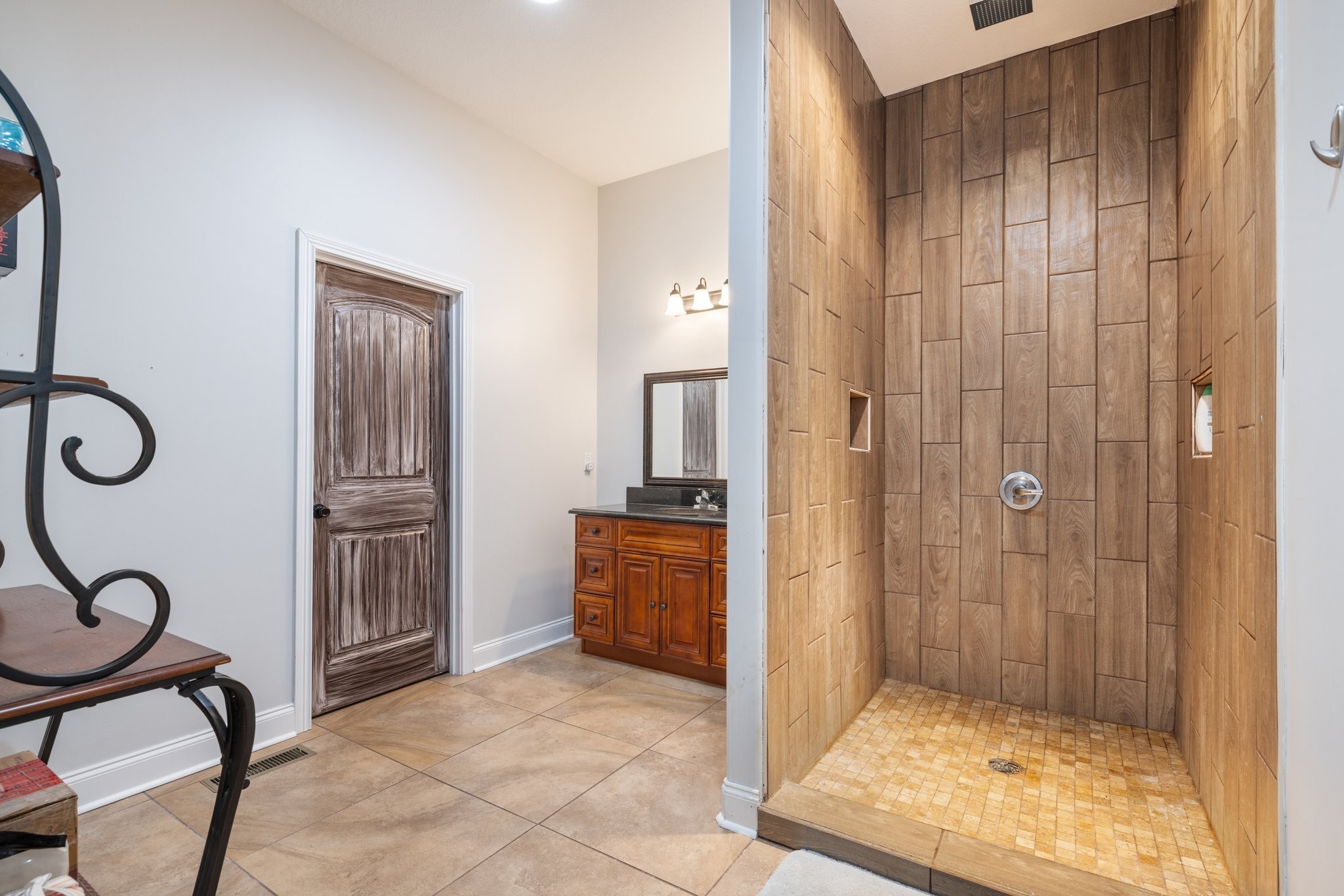 4785 Pulliam-Hardaway Road Springfield, TN 37172 - Photo 20 of 67 a bathroom with a granite countertop sink a mirror and a shower