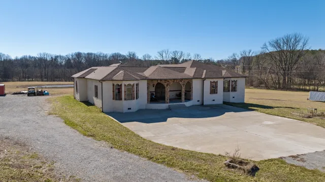 $1,180,000 | 4785 Pulliam-Hardaway Road, Springfield, TN 37172
