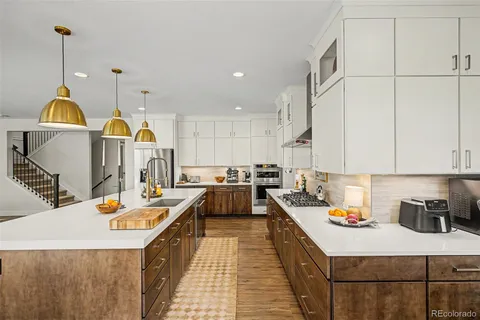 $1,250,000 | 11048 Bright Sky Circle, Littleton, CO 80125