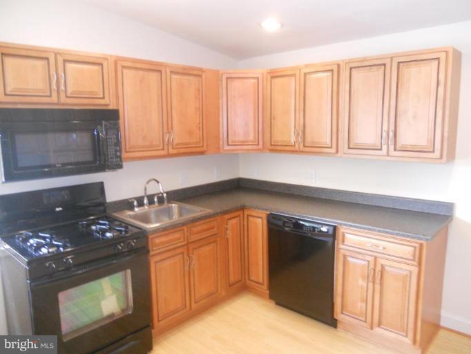 1076 Ruatan Street Silver Spring, MD 20903 - Photo 9 of 20 Kitchen #2