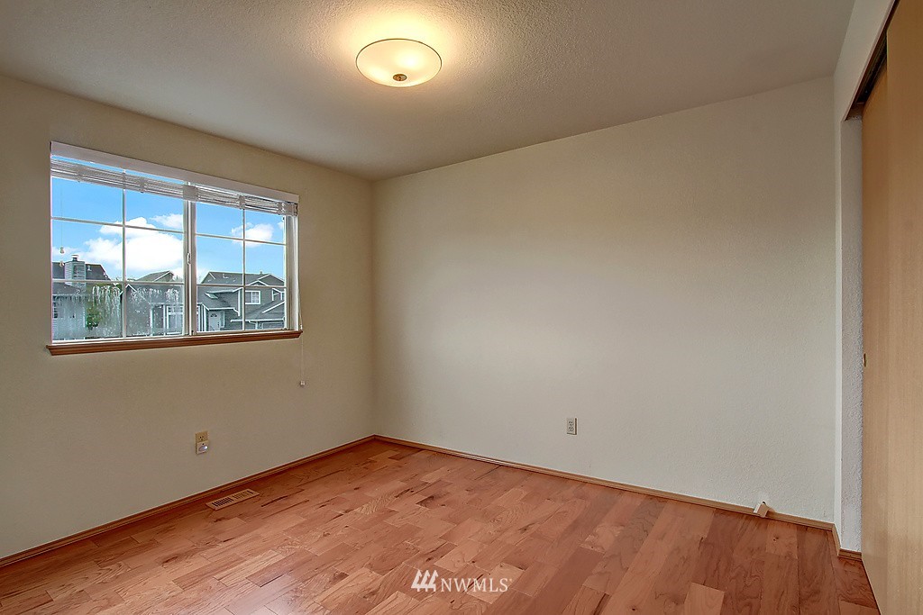 901 234th Street Southeast Bothell, WA 98021 - Photo 16 of 19