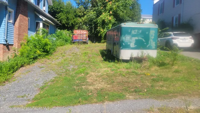 $60,000 | 15 Thompson Street, Catskill, NY 12414