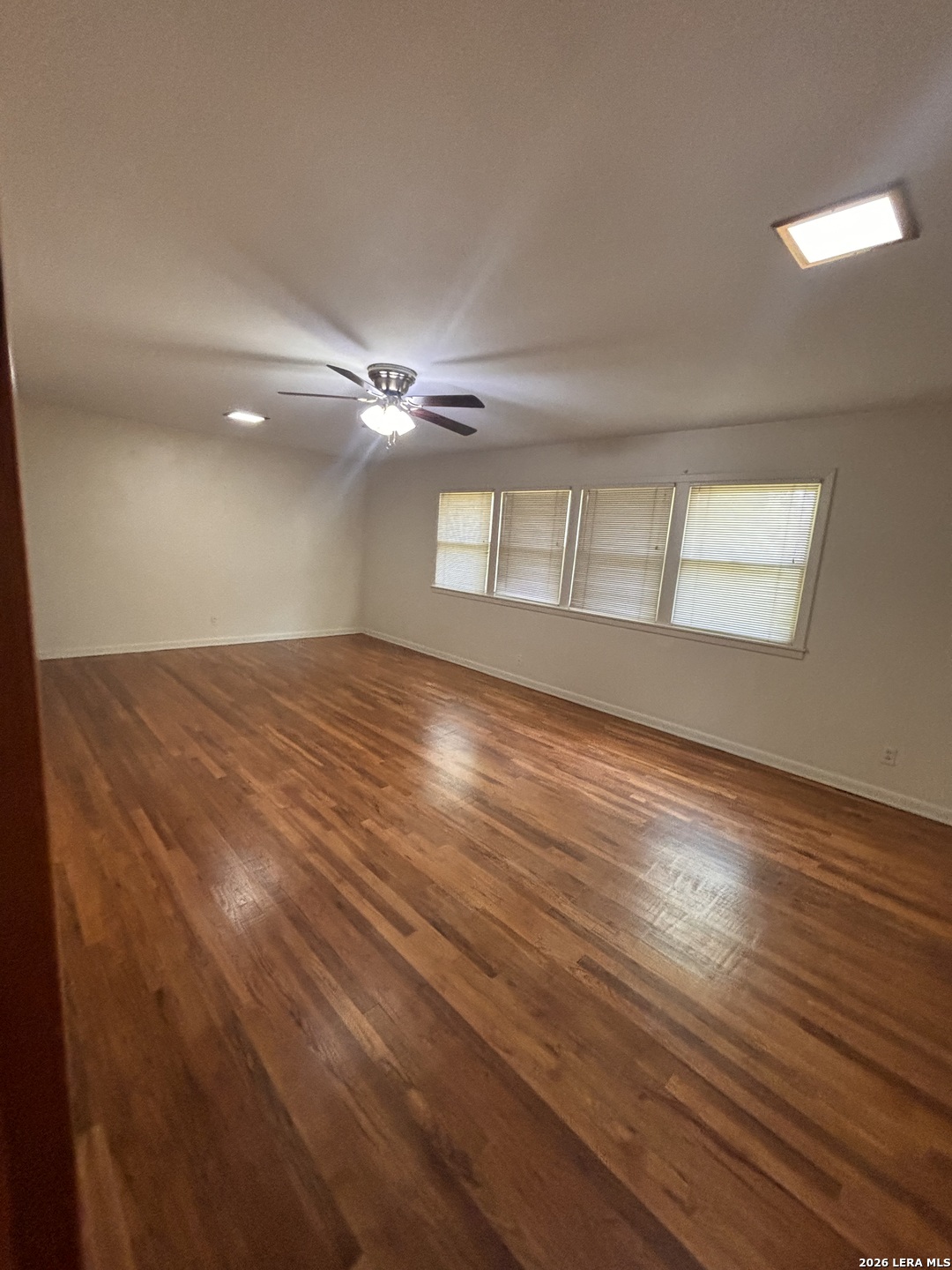 123 West Anglin Street Uvalde, TX 78801 - Photo 11 of 22
