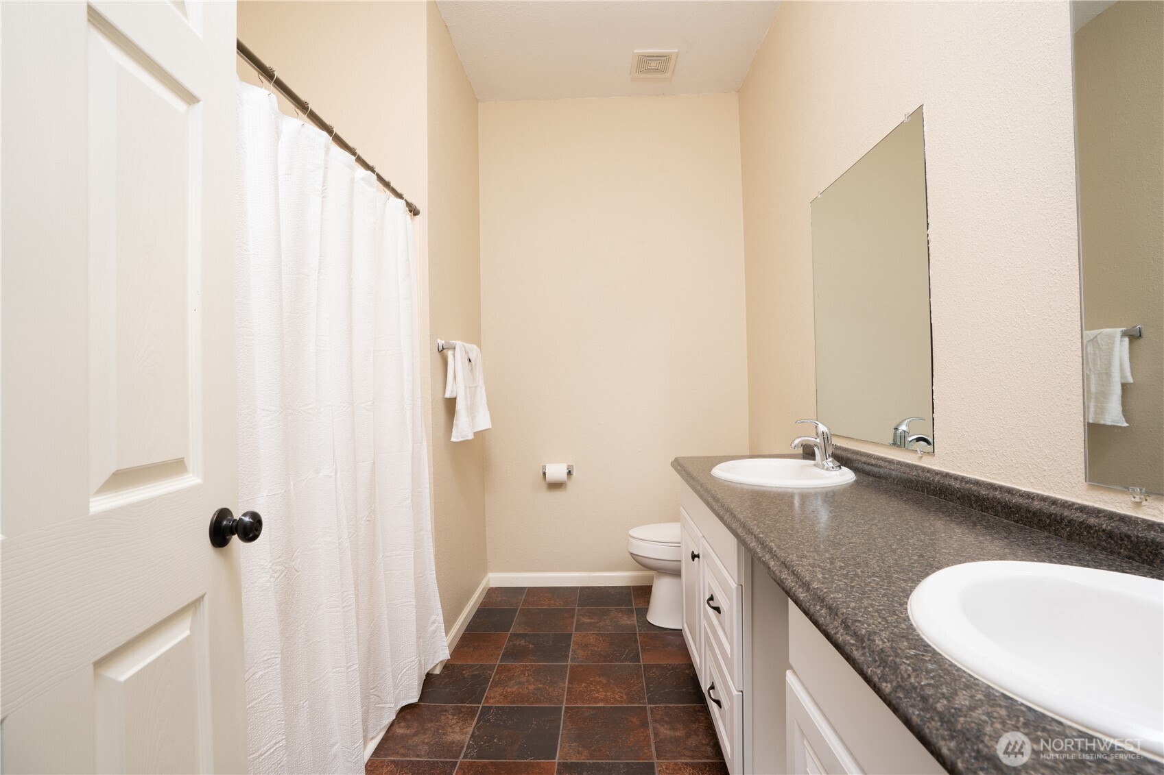 4665 Southwest Hunter Road Port Orchard, WA 98367 - Photo 15 of 21 Gallery Image 15
