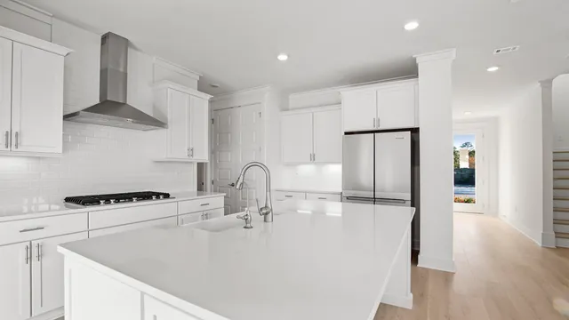 $973,134 | 60 Ashwood Drive, Santa Rosa Beach, FL 32459