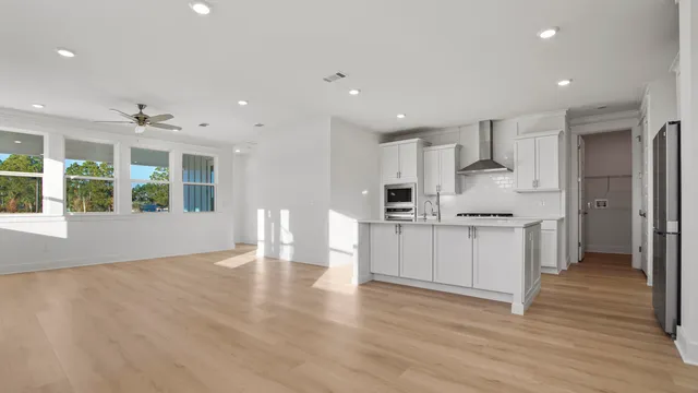 $973,134 | 60 Ashwood Drive, Santa Rosa Beach, FL 32459