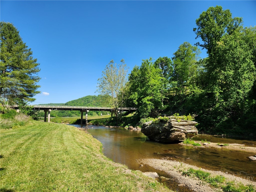 149 River Spring Road Sugar Grove, NC 28679 - Photo 33 of 38