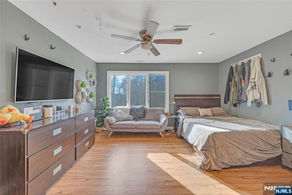 9 Cameron Road Saddle River, NJ 07458 - Photo 22 of 34