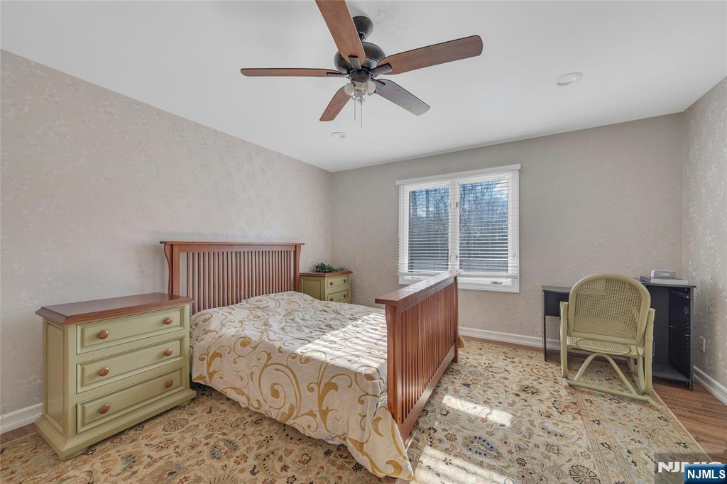 9 Cameron Road Saddle River, NJ 07458 - Photo 25 of 34