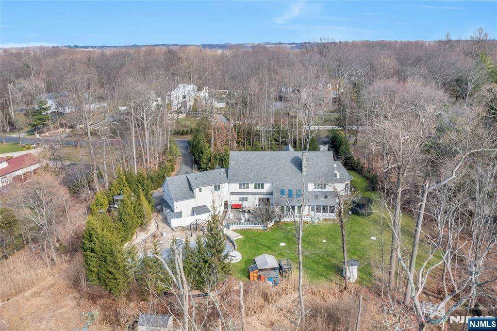 9 Cameron Road Saddle River, NJ 07458 - Photo 33 of 34