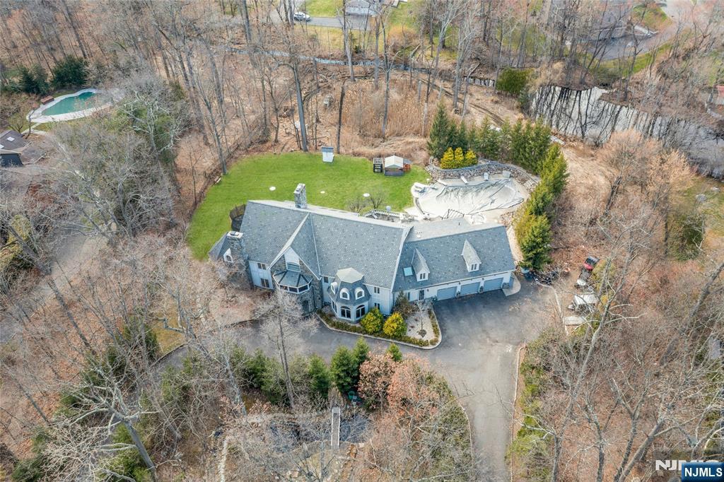 9 Cameron Road Saddle River, NJ 07458 - Photo 34 of 34