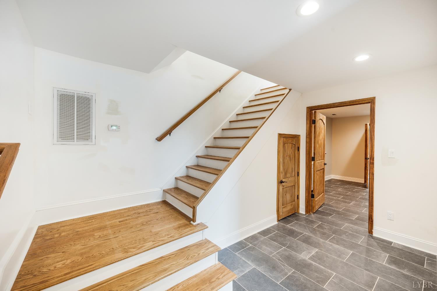 7845 Bear Creek Road Gladys, VA 24554 - Photo 75 of 99 a view of an entryway