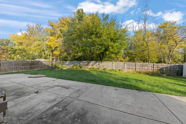 $300,000 | 39 Hereford Drive, Crete, IL 60417