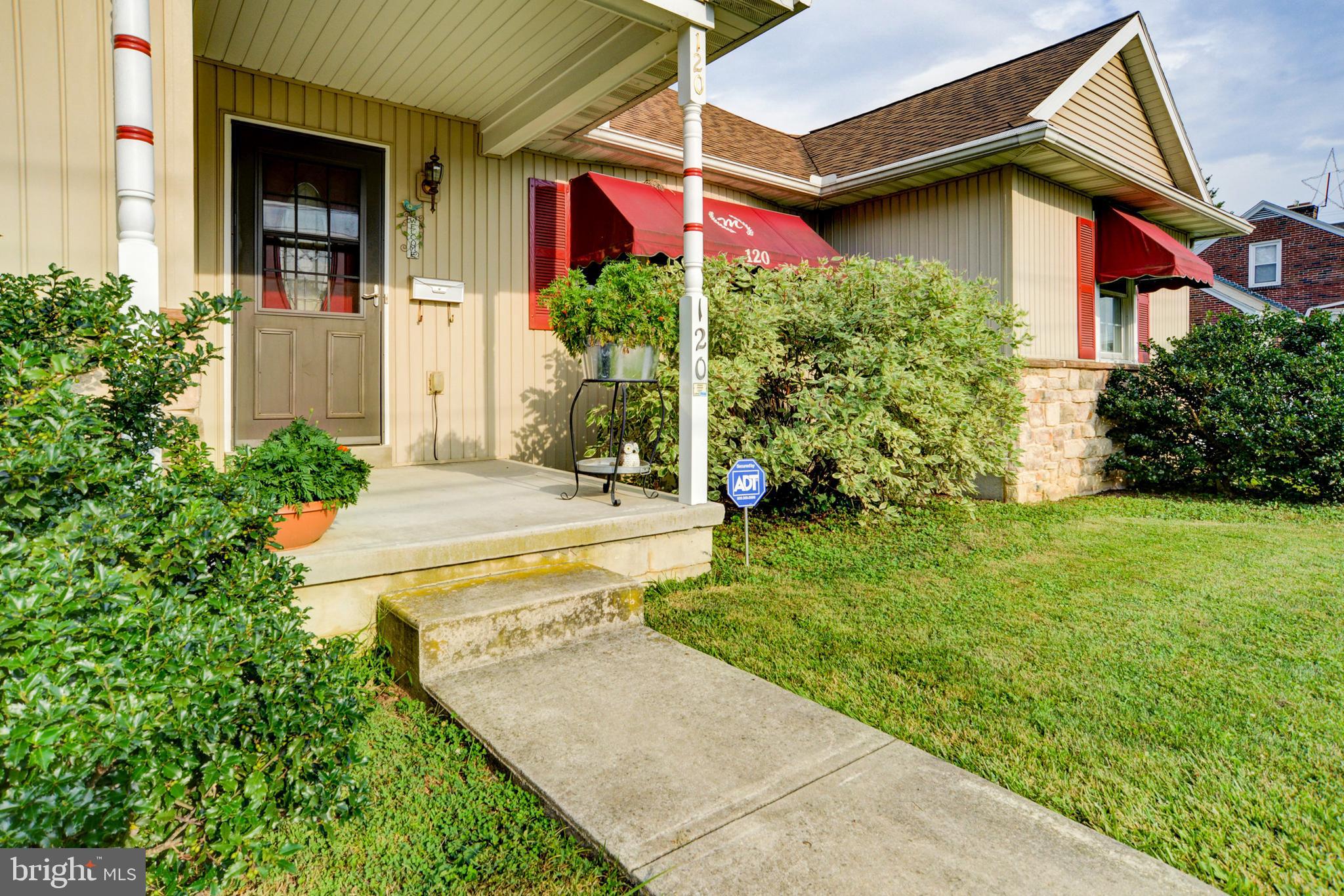 120 Sycamore Road Ephrata, PA 17522 - Photo 5 of 60 Gallery Image 5