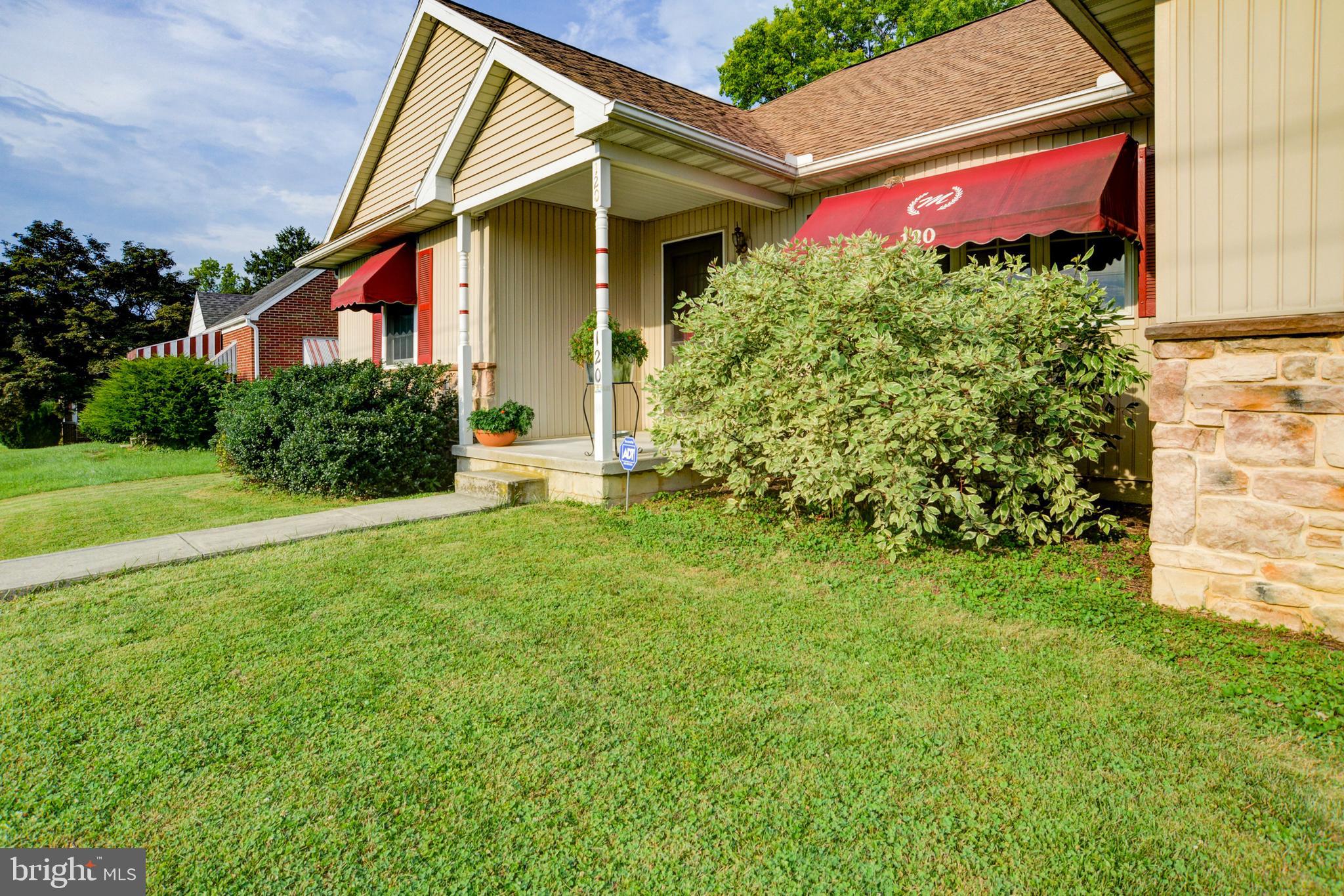 120 Sycamore Road Ephrata, PA 17522 - Photo 6 of 60 Gallery Image 6