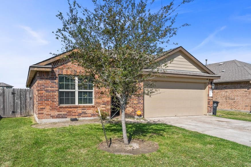 715 Harvest Bluff Drive Rosharon, TX 77583 - Photo 3 of 36
