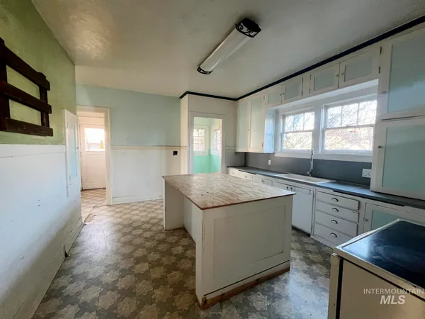$279,900 | 1002 9th Street, Clarkston, WA 99403