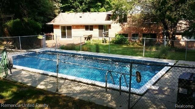 36203 Paddleford Road Farmington Hills, MI 48331 - Photo 37 of 42