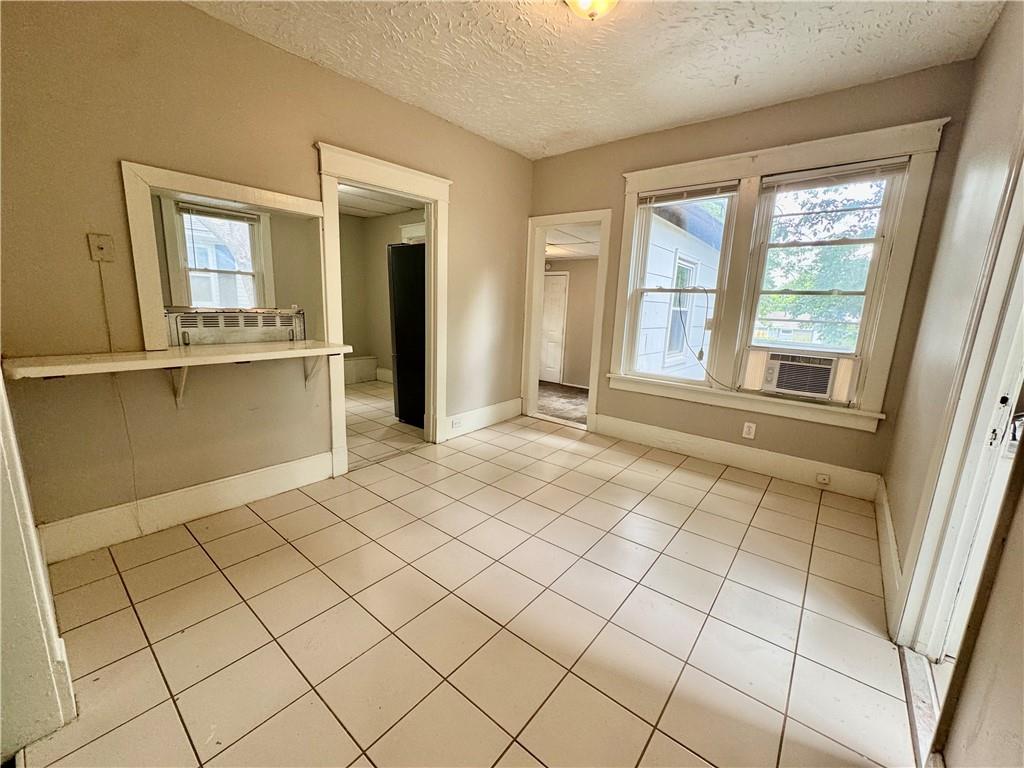 709 Rhodes Avenue Grandview, MO 64030 - Photo 4 of 23