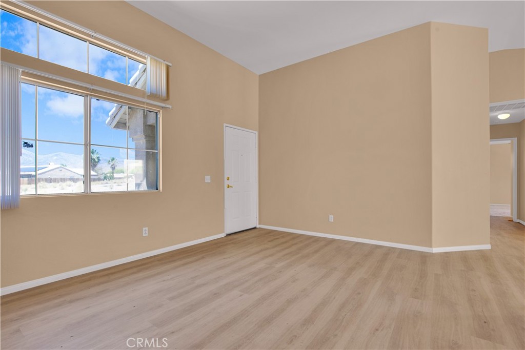 10468 Santa Cruz Road Desert Hot Springs, CA 92240 - Photo 5 of 29