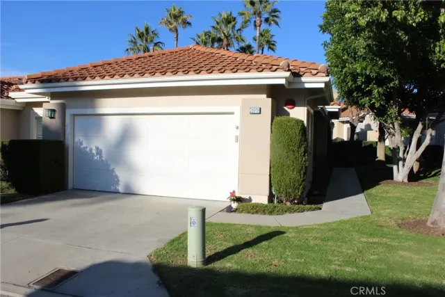 a view of a house with outdoor space